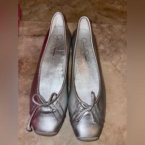 Jessica Simpson silver flats size 6.5 brand new